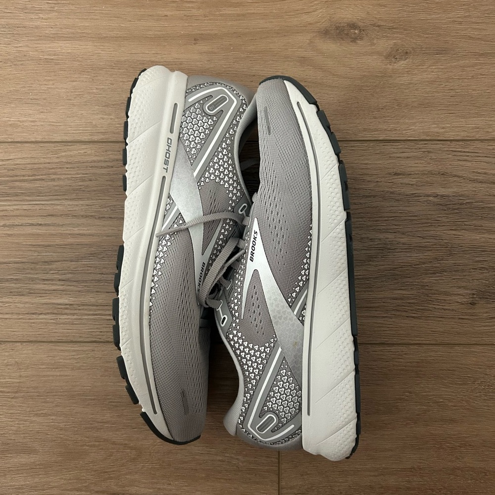 Brooks Ghost 14 - image 1